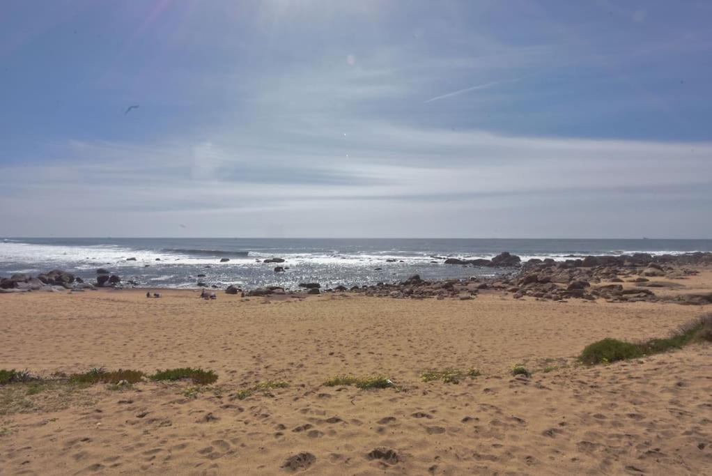 Rocha'S Apartment Remodelado! Na Praia Com Terraco Vila Nova de Gaia Zewnętrze zdjęcie